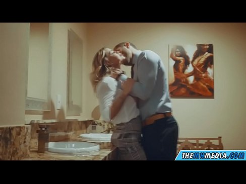 ❤️ Cuando una rubia tetona te seduce en un baño público ❤❌ Porno fb en es.myinvest.top ❌️❤️❤️❤️❤️❤️❤️❤️